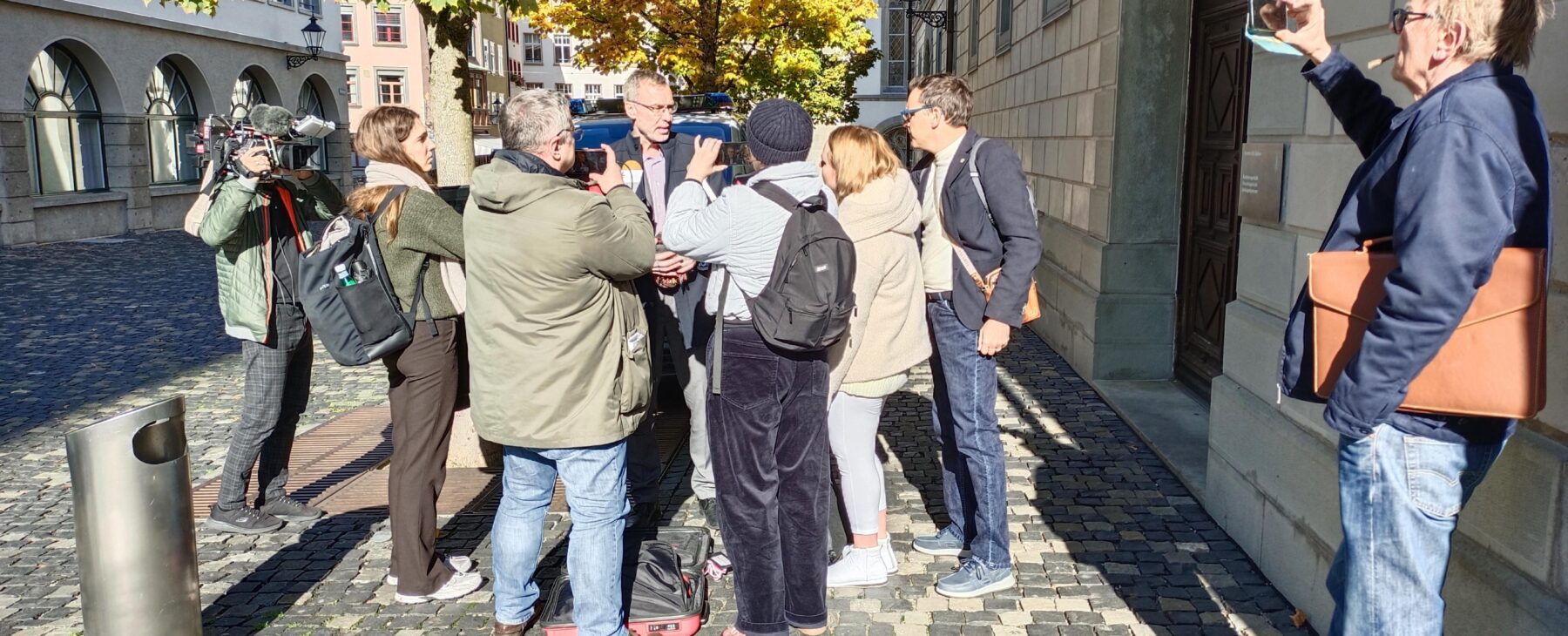 Philip Grant talking to the press after the announcement of the judgement after Yuri Harauski's appeal trial on 22.10.2026 in St. Gallen
